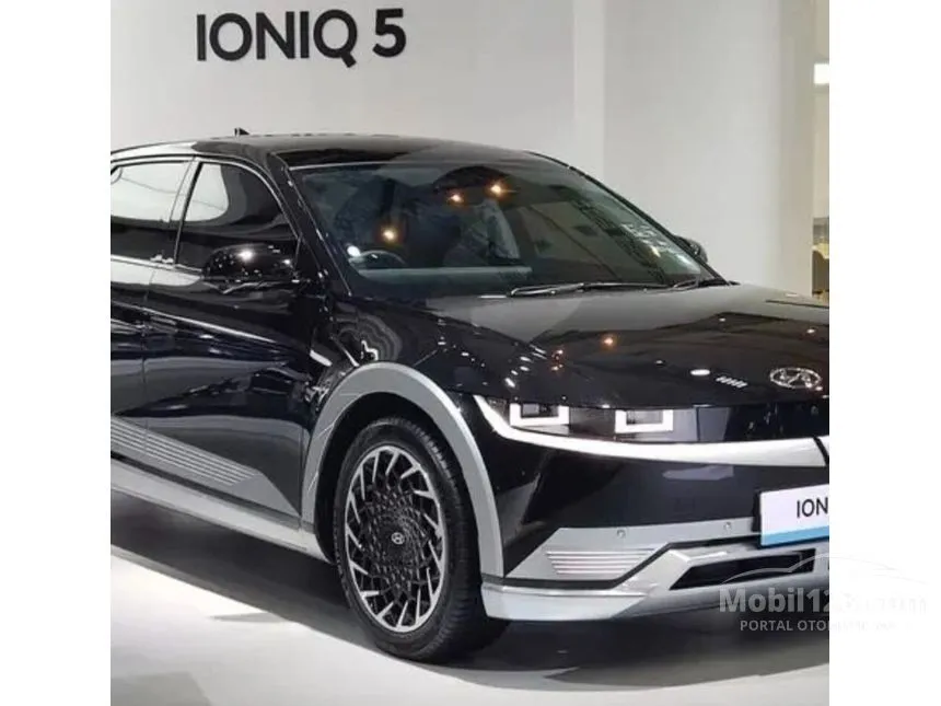 Jual Mobil Hyundai IONIQ 5 2024 Prime Long Range di Banten Automatic Wagon Hitam Rp 762.000.000