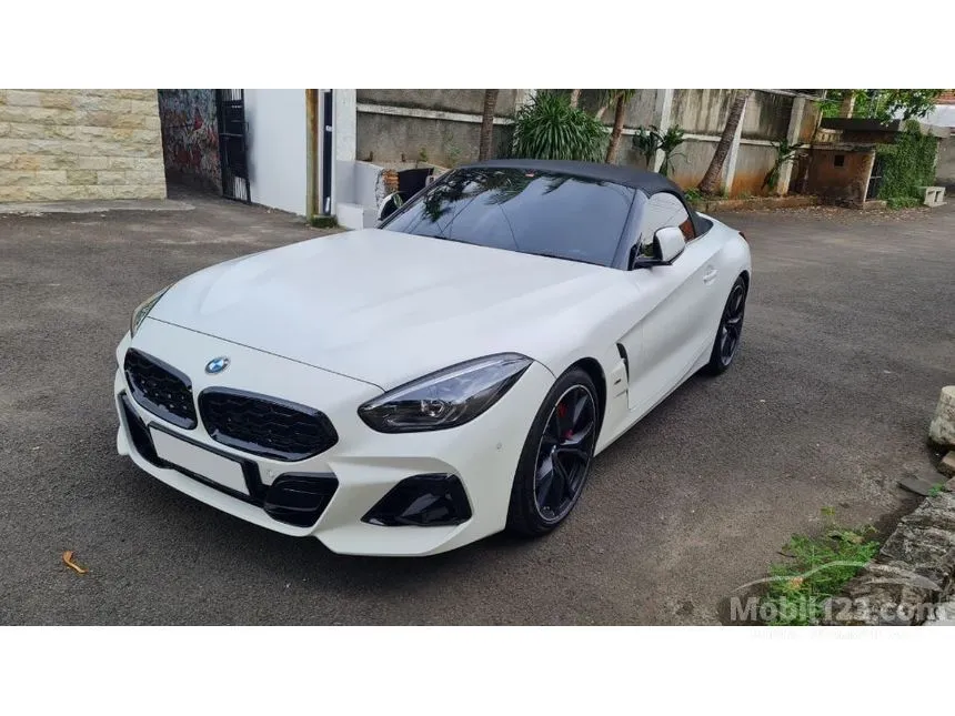Jual Mobil BMW Z4 2023 M40i 3.0 di DKI Jakarta Automatic Convertible Putih Rp 1.875.000.000
