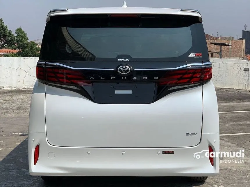 2024 Toyota Alphard HEV MPV