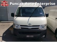 2013 Toyota Hiace 2.7 Van
