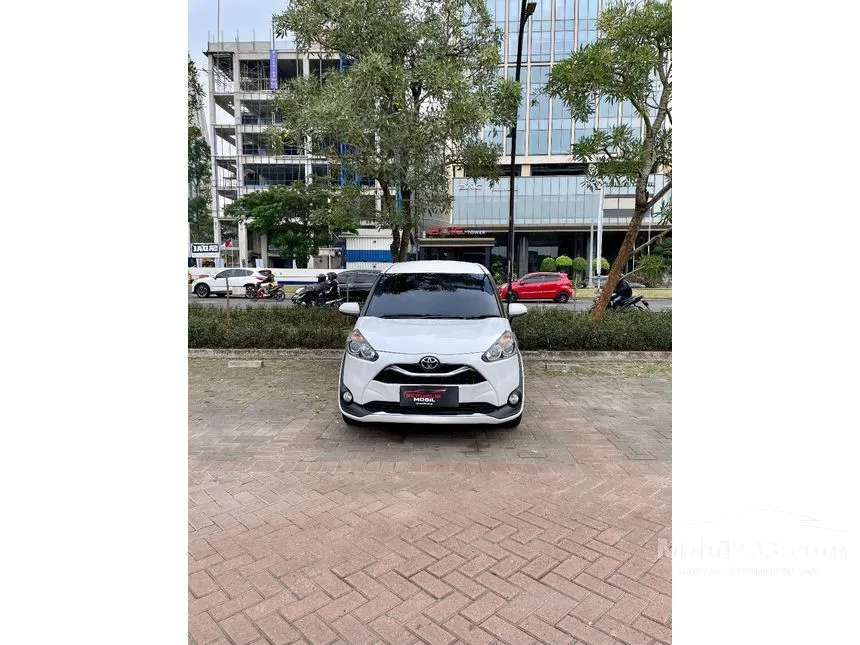 2019 Toyota Sienta V MPV