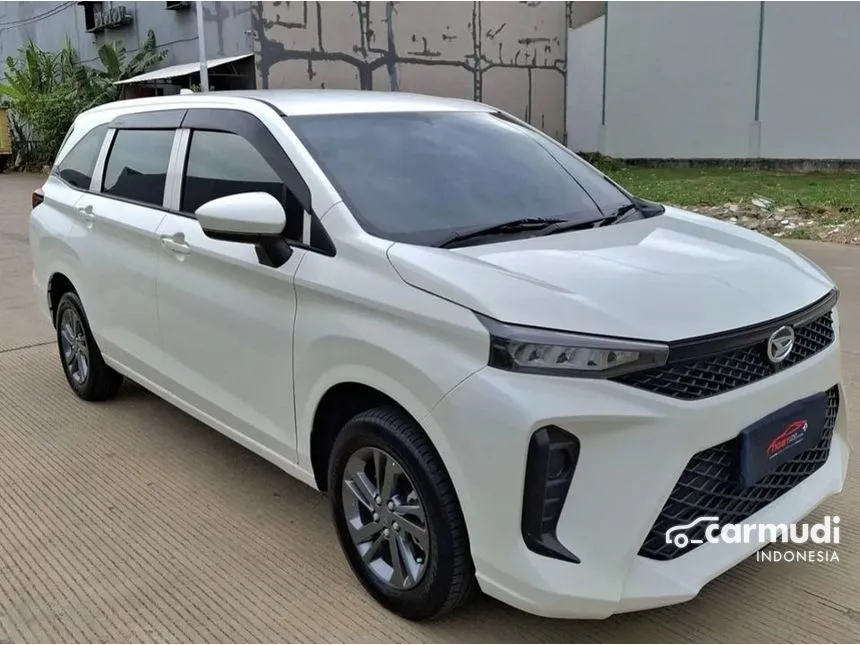 Jual Mobil Daihatsu Xenia 2024 R 1.5 di Jawa Barat Automatic MPV Putih Rp 276.800.000