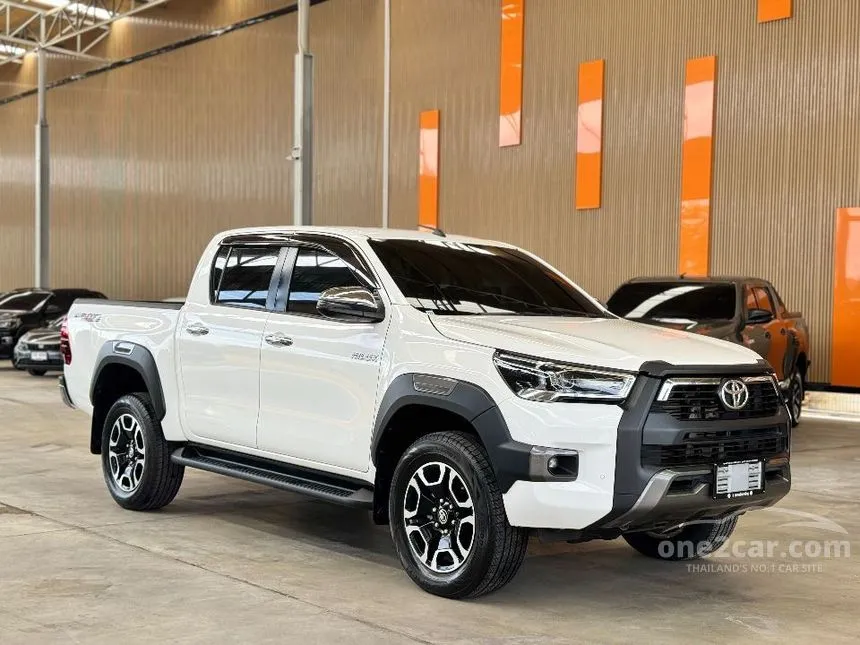 2022 Toyota HILUX REVO Prerunner Mid Double Cab Pickup