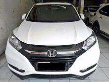 Honda HR-V 1.5 E CVT 2015 AT white elegant