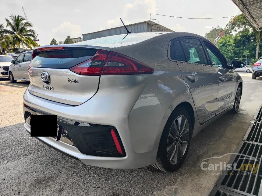 2018 Hyundai Ioniq Hybrid BlueDrive HEV Plus Hatchback