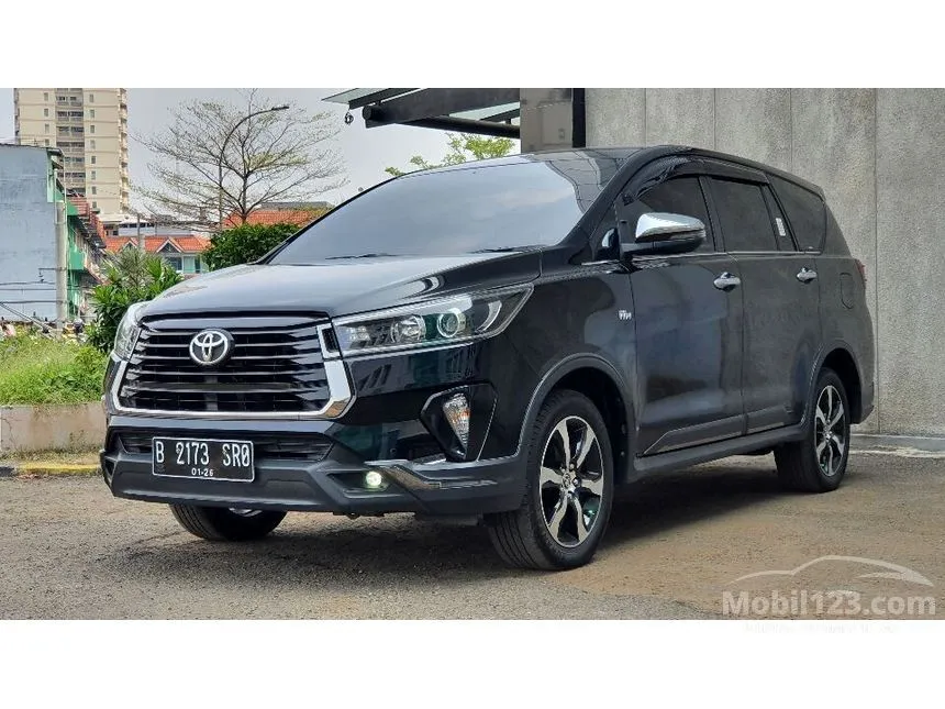 Jual Mobil Toyota Innova Venturer 2021 2.0 di DKI Jakarta Automatic Wagon Hitam Rp 420.000.000