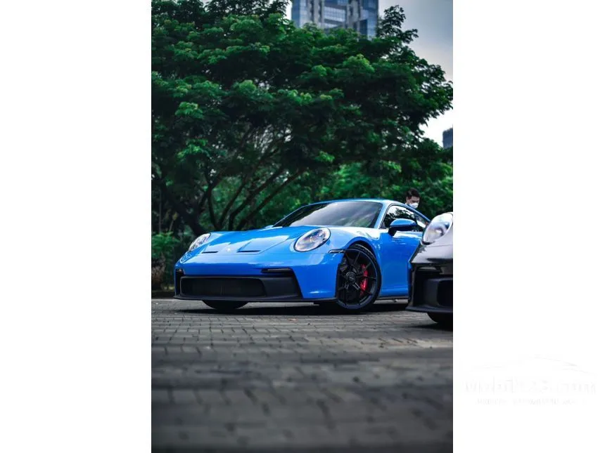 Jual Mobil Porsche 911 2022 GT3 4.0 di Jawa Timur Automatic Coupe Biru Rp 7.700.000.000