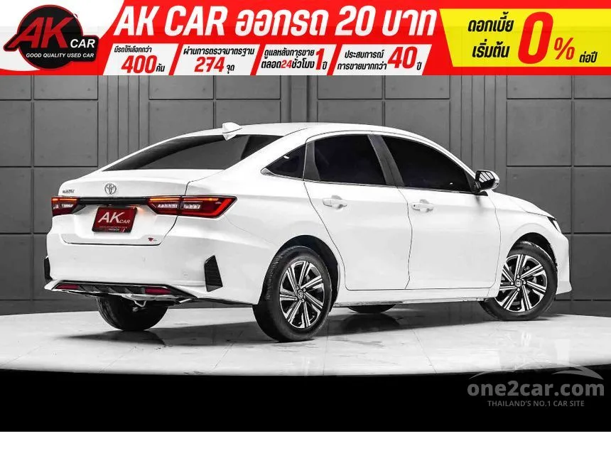 2024 Toyota Yaris Ativ Premium Sedan