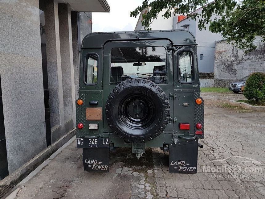 Jual Mobil Land Rover Defender 1980 2.3 Manual 2.3 di DKI Jual Mobil Land Rover Defender 1980 2.3 Manual 2.3 di DKI