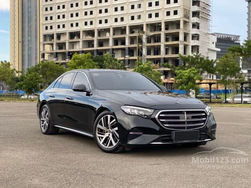 2024 Mercedes-Benz E200 Exclusive Line Sedan