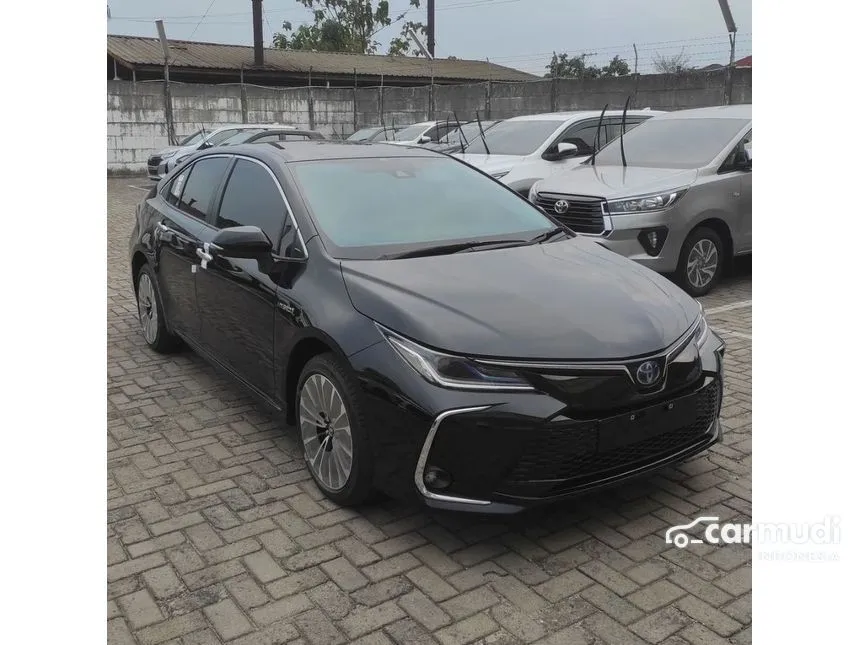 Jual Mobil Toyota Corolla Altis 2025 HYBRID 1.8 di DKI Jakarta Automatic Sedan Hitam Rp 632.000.000