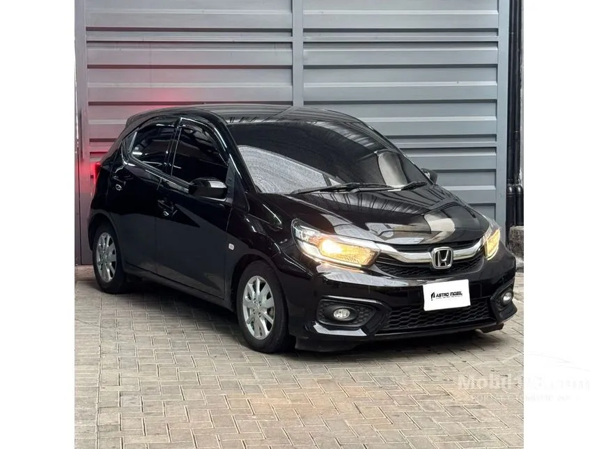 Jual Mobil Honda Brio 2022 E Satya 1.2 di Jawa Timur Automatic Hatchback Hitam Rp 167.999.000