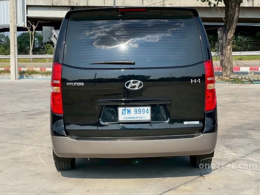 2013 Hyundai H-1 Elite Van