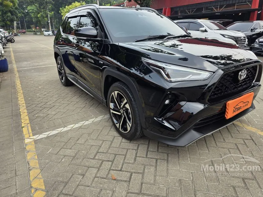2024 Toyota Yaris Cross S HV (Premium colour) SUV