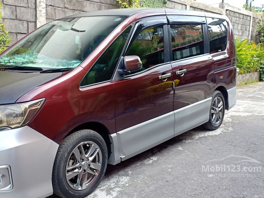 Jual Mobil Nissan Serena 2014 Panoramic Autech 2.0 di Jawa Tengah