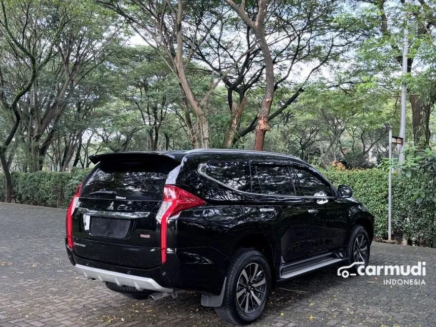 2017 Mitsubishi Pajero Sport Dakar 4X2 SUV