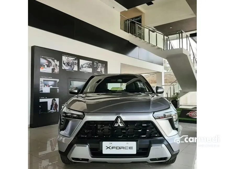 Jual Mobil Mitsubishi XFORCE 2024 Ultimate 1.5 di Banten Automatic SUV Silver Rp 315.300.000
