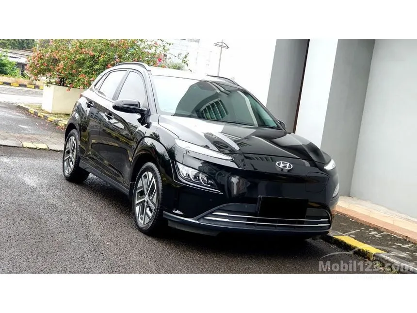 Jual Mobil Hyundai Kona 2021 (1 Tone) 2.0 di DKI Jakarta Automatic SUV Hitam Rp 295.000.000