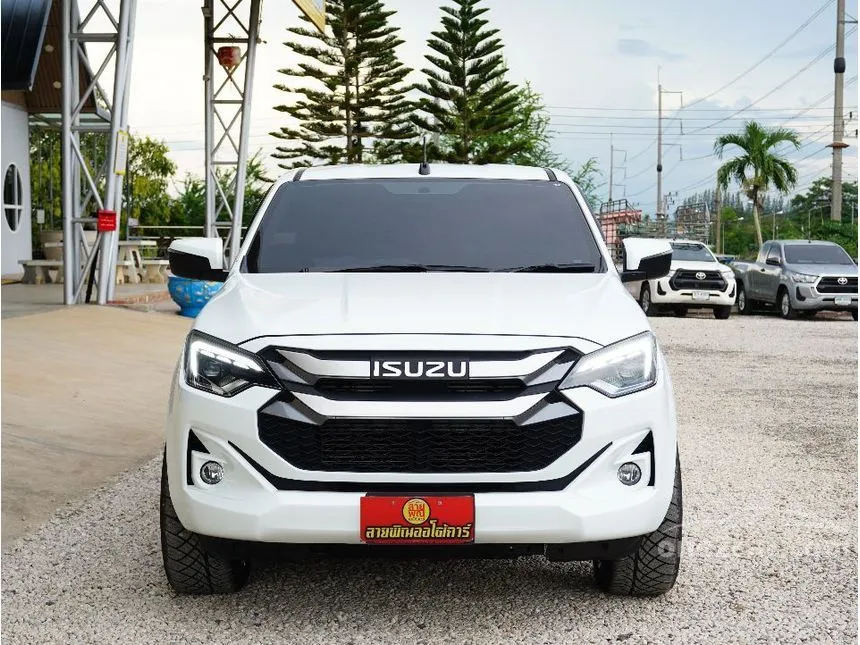 2025 Isuzu D-MAX L Space Cab Pickup
