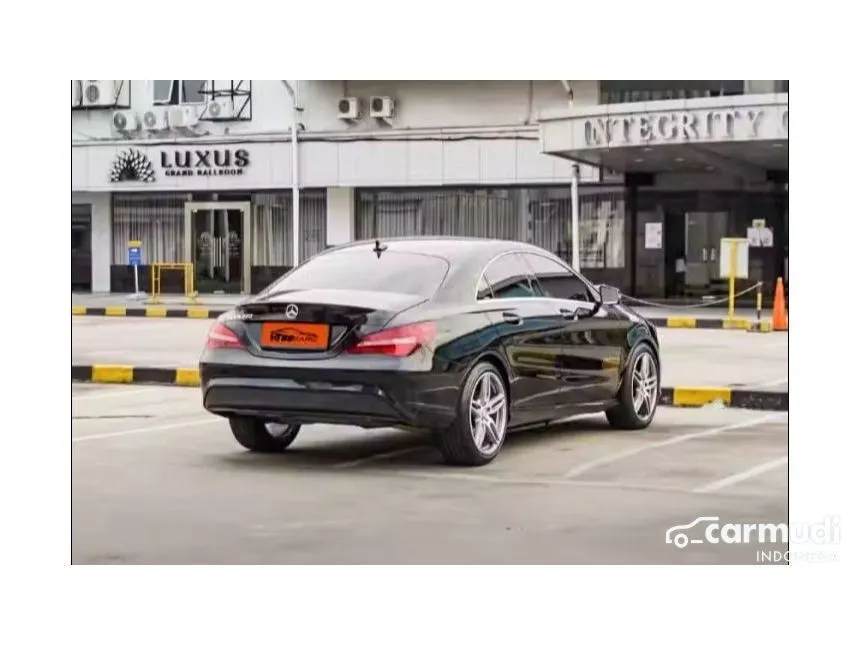 2016 Mercedes-Benz CLA200 Urban Coupe