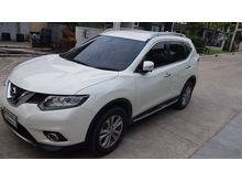 2015 Nissan X-Trail 2.0 (ปี 14-17) V SUV AT