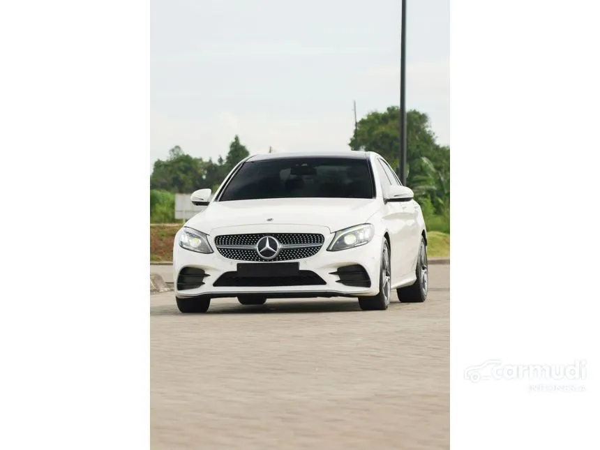 2019 Mercedes-Benz C300 AMG Line Sedan