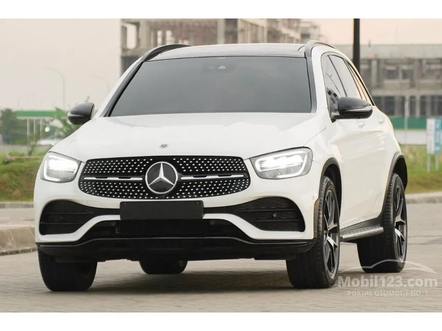2022 Mercedes-Benz GLC200 Night Edition AMG Line SUV