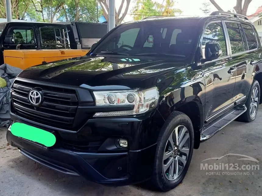 Jual Mobil Toyota Land Cruiser 2017 VX