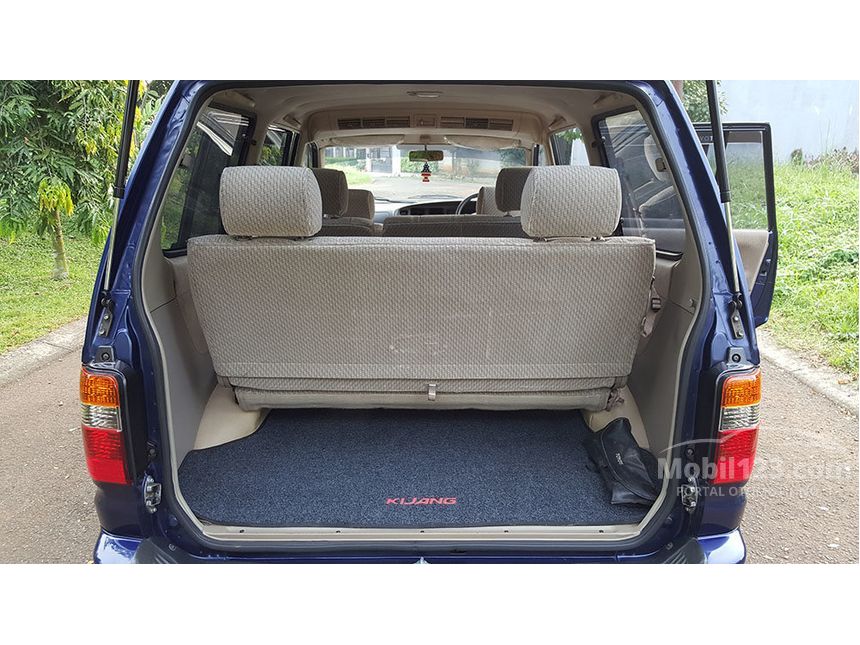 Jual Mobil Toyota Kijang 2003 LGX 2.0 di Jawa Barat Manual ...