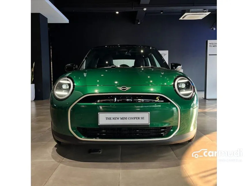 Jual Mobil MINI Cooper 2024 Cooper SE di Kalimantan Barat Automatic Hatchback Hijau Rp 1.101.000.000