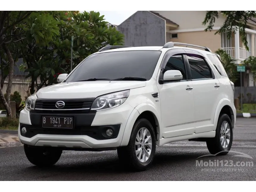 Jual Mobil Daihatsu Terios 2017 R 1.5 di DKI Jakarta Automatic SUV Putih Rp 168.000.000