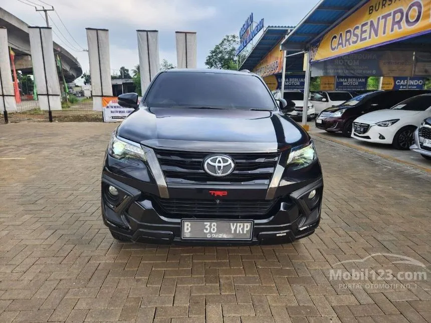 Jual Mobil Toyota Fortuner 2019 VRZ 2.4 di Jawa Barat Automatic SUV Hitam Rp 400.000.000