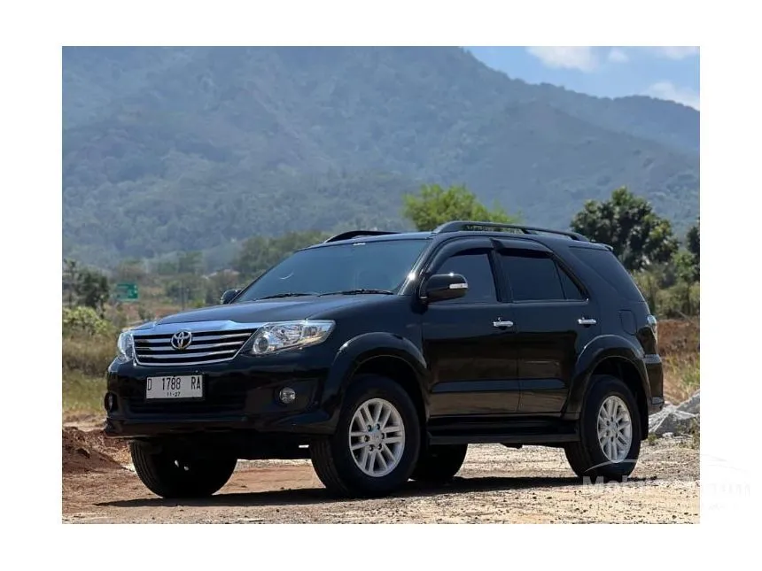 Jual Mobil Toyota Fortuner 2012 G Lux 2.7 di Jawa Barat Automatic SUV Hitam Rp 233.000.000