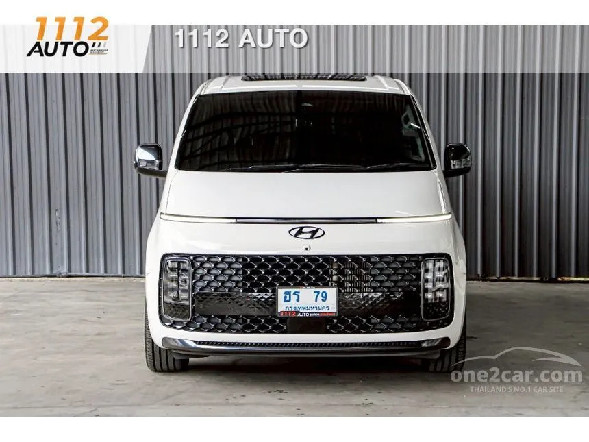 2022 Hyundai Staria Premium Van