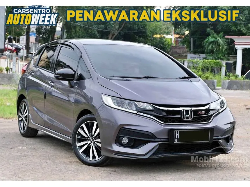 Jual Mobil Honda Jazz 2017 RS 1.5 di Jawa Tengah Automatic Hatchback Abu