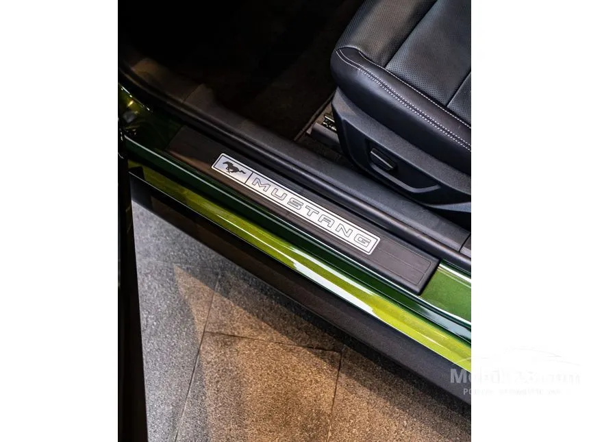 2024 Ford Mustang EcoBoost Fastback