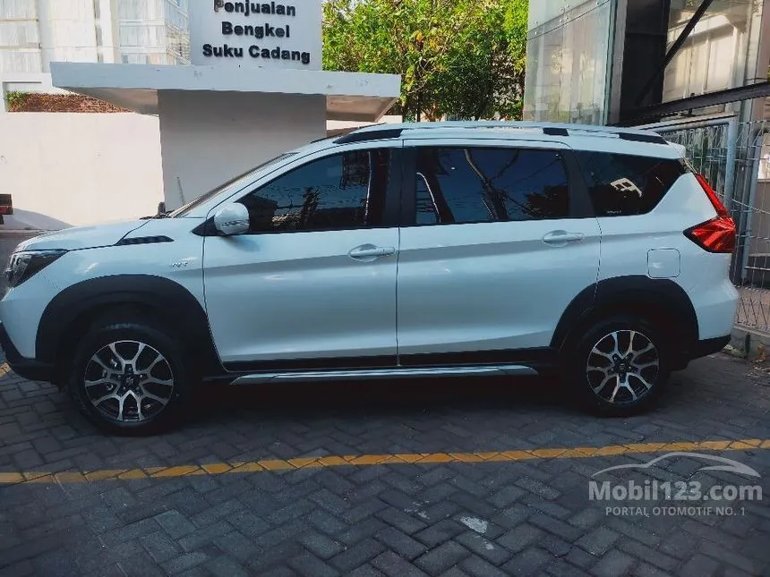 Jual Mobil Suzuki XL7 2024 ZETA 1.5 di Jawa Timur Automatic Wagon Putih Rp 185.000.000