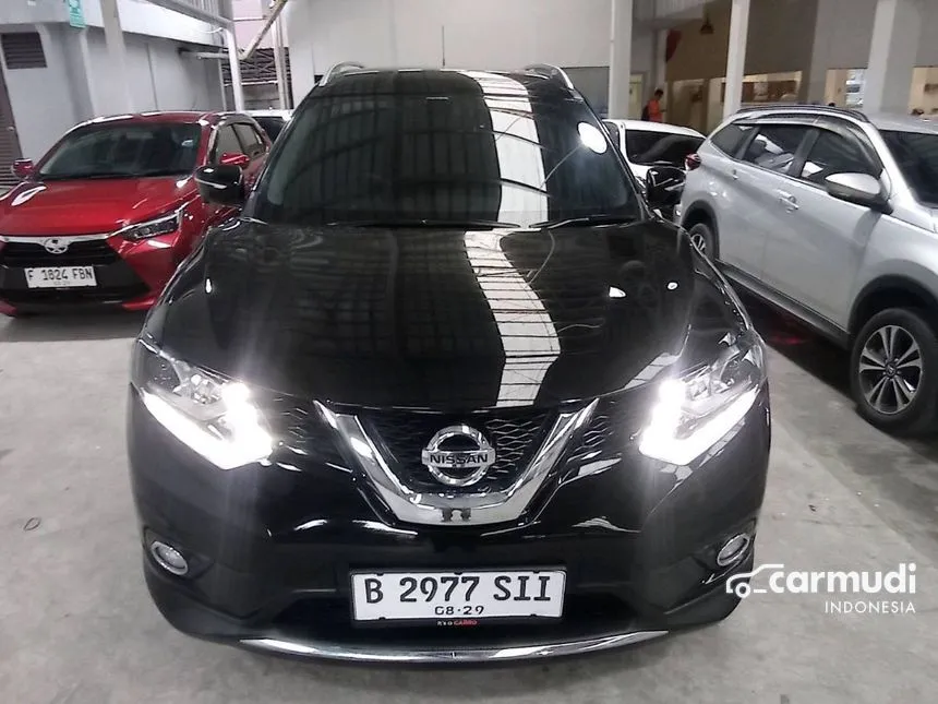 Jual Mobil Nissan X