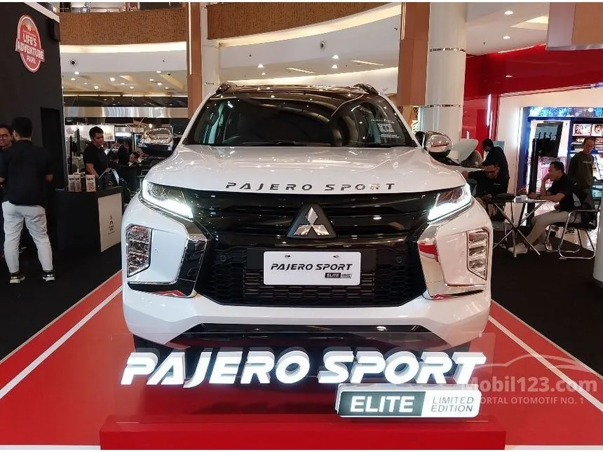 Jual Mobil Mitsubishi Pajero Sport 2024 Dakar 2.4 di DKI Jakarta Automatic SUV Hitam Rp 659.999.999