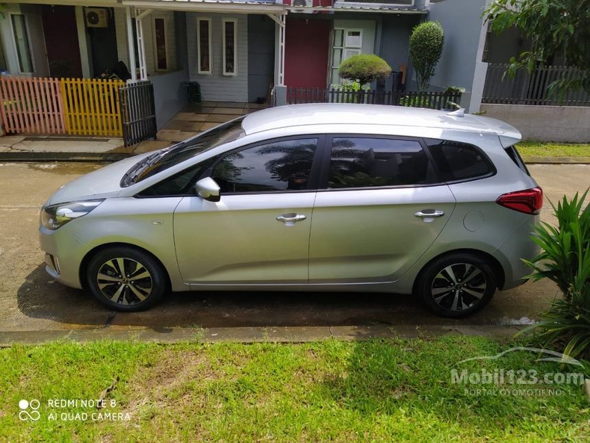 Jual Mobil KIA Carens 2015 LX 2.0 di Jawa Barat Manual MPV Silver Rp