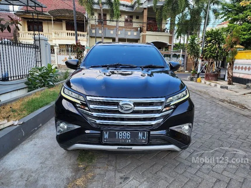 Jual Mobil Daihatsu Terios 2020 R Deluxe 1.5 di Jawa Timur Manual SUV Hitam Rp 175.000.000
