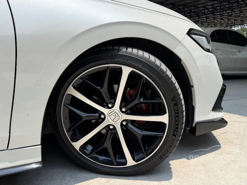 2023 Honda CIVIC e:HEV RS Sedan