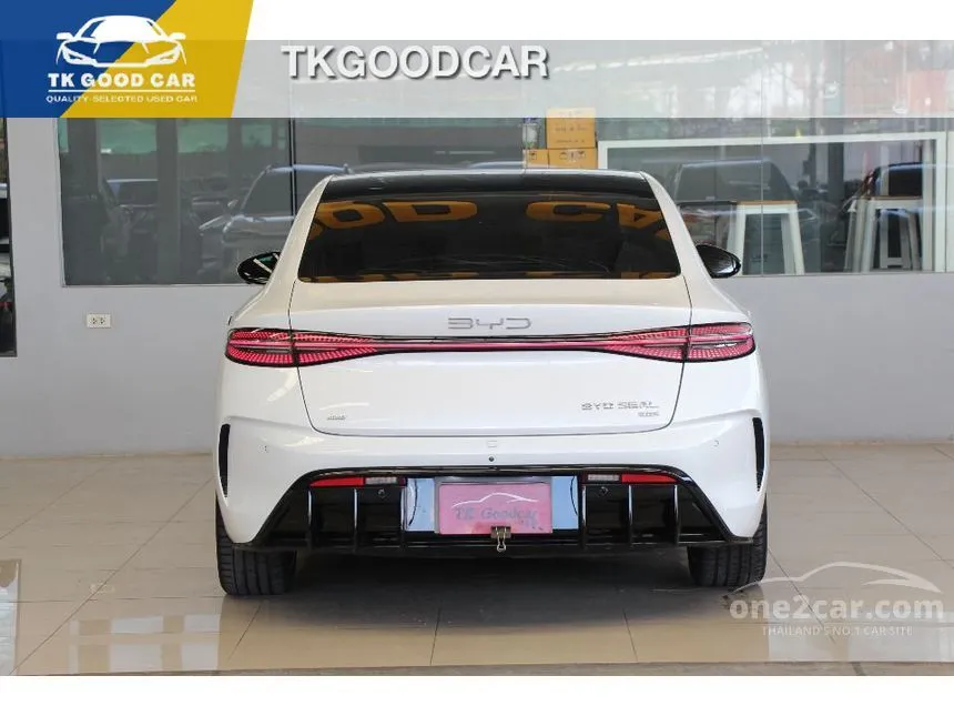 2024 BYD Seal Performance Sedan