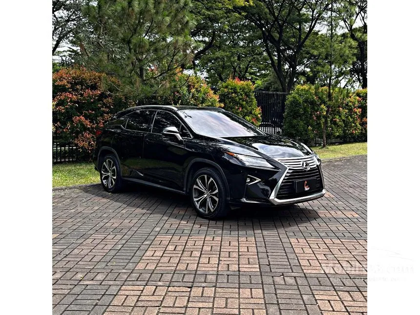 Jual Mobil Lexus RX 200t 2016 Luxury 2.0 di Banten Automatic SUV Hitam Rp 599.000.000