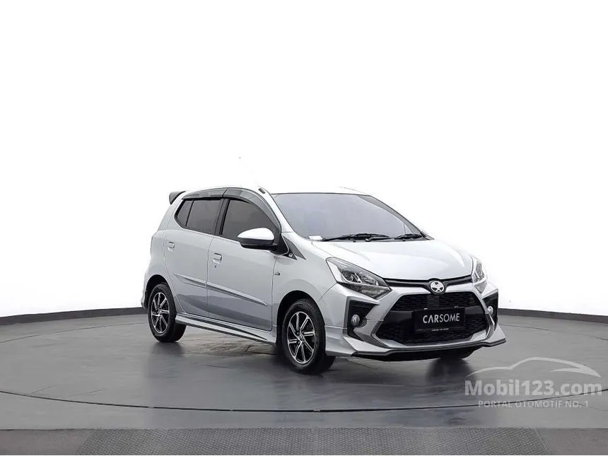 Jual Mobil Toyota Agya 2022 GR Sport 1.2 di Jawa Barat Automatic Hatchback Silver Rp 147.000.000