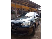 2013 Toyota Etios Valco 1.2 E Hatchback