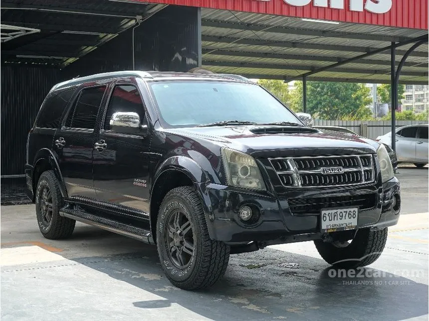 2011 Isuzu MU-7 Choiz SUV