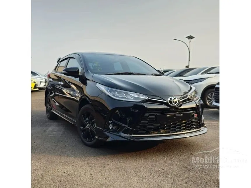 Jual Mobil Toyota Yaris 2024 S GR Sport 1.5 di Banten Automatic Hatchback Hitam Rp 325.000.000