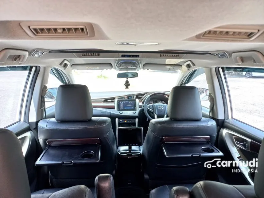 2019 Toyota Innova Venturer Wagon