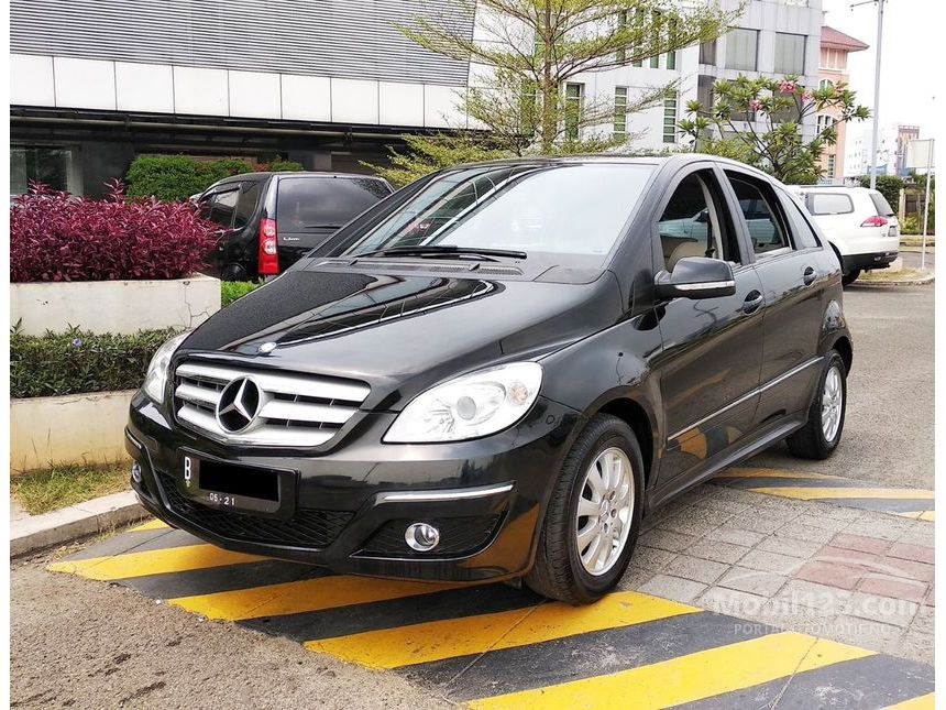 Jual Mobil Mercedes-Benz B180 2010 B180 1.7 di DKI Jakarta Jual Mobil Mercedes-Benz B180 2010 B180 1.7 di DKI Jakarta